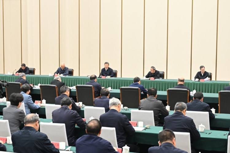 習(xí)近平總書(shū)記在雄安新區(qū)考察時(shí)的重要講話(huà)激勵(lì)河北各行各業(yè)干部群眾在新征程上再立新功